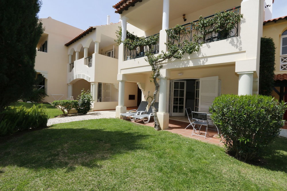 Hotel The Old Village, Prestige And Solar By Village 4U