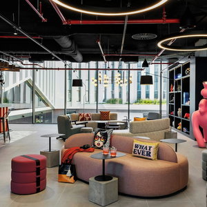Sejur Moxy Alfragide Lisboa vacanta Amadora