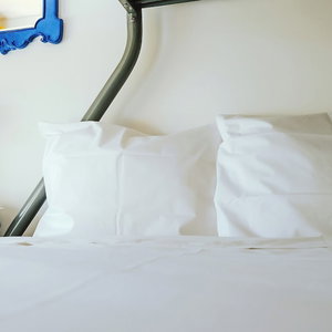 Hotel Help Yourself Hostels - Restelo cazare Alges