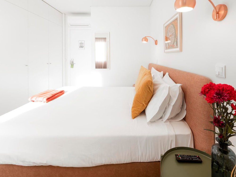 Hotel Lsa Restauradores By Numa