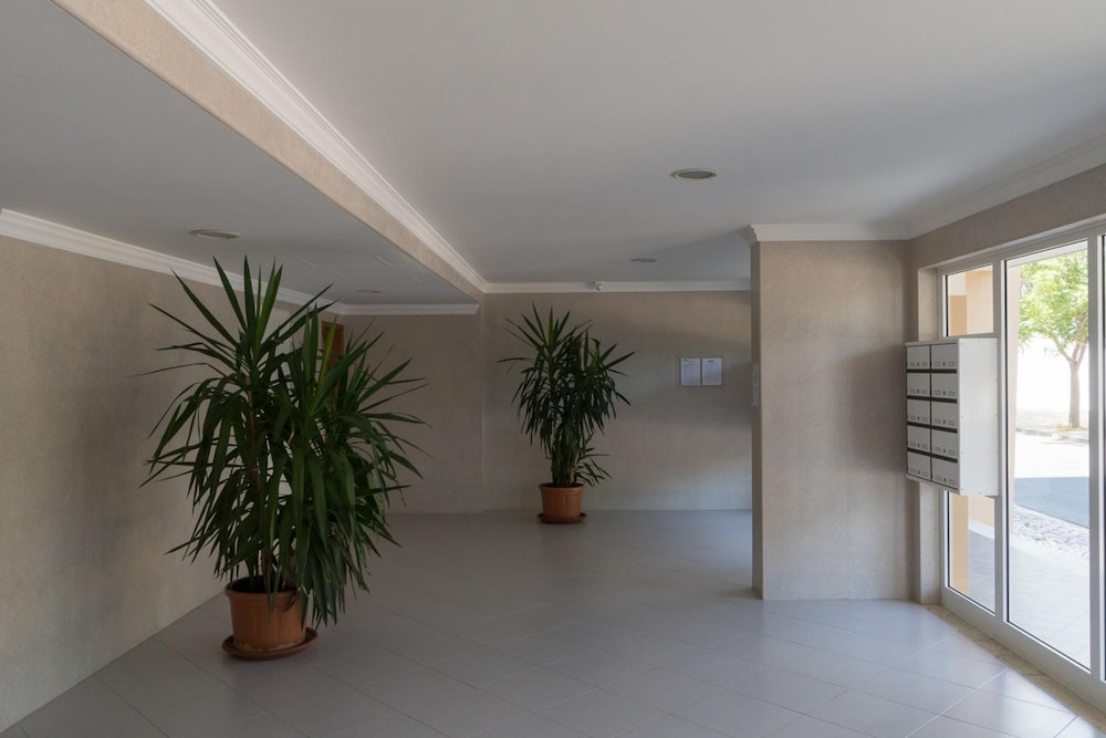 T1 Colina Ferias 8C A C Garagem Vista Mar