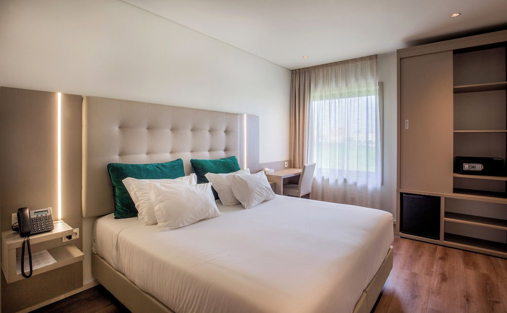 Hotel Oporto Airport & Business Hotel