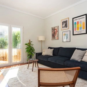 Sejur Coastal Comfort: Apartment Retreat By The Sea vacanta Estoril