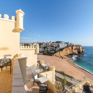Sejur Castelo Guest House vacanta Porches