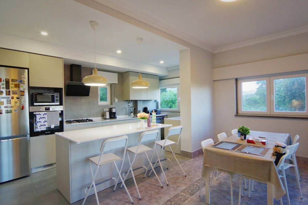 Hotel Entire Cascais New Mordern Apartment-3 Bedrooms
