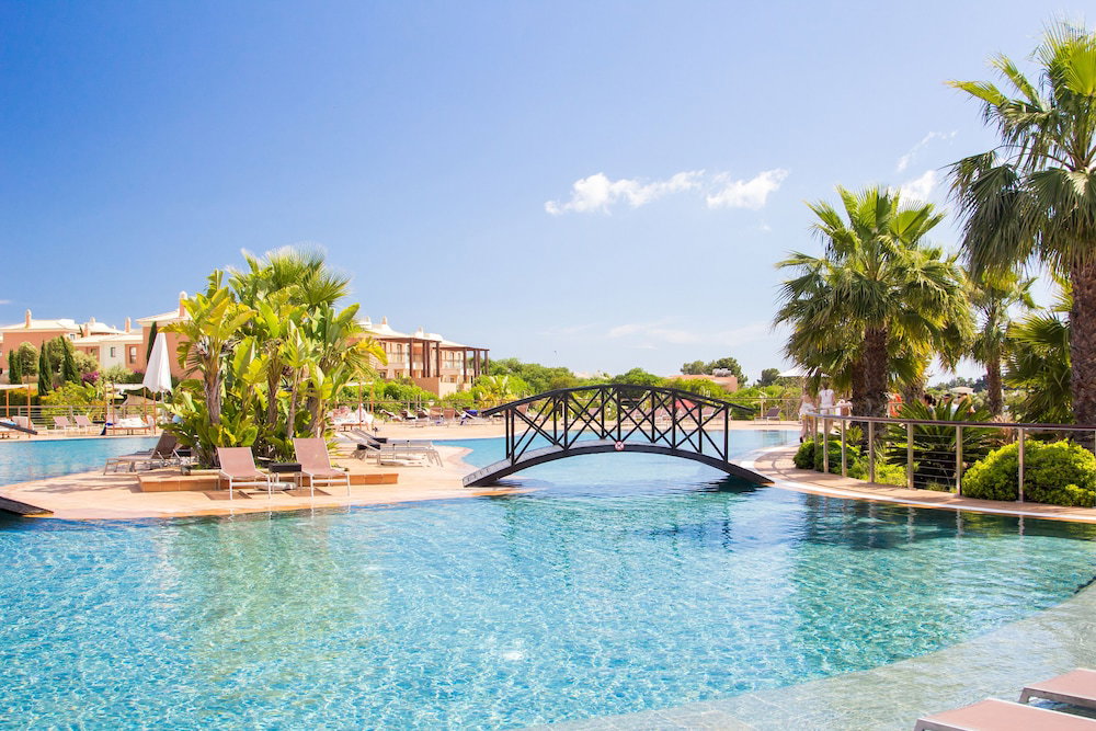 Hotel Monte Santo Resort
