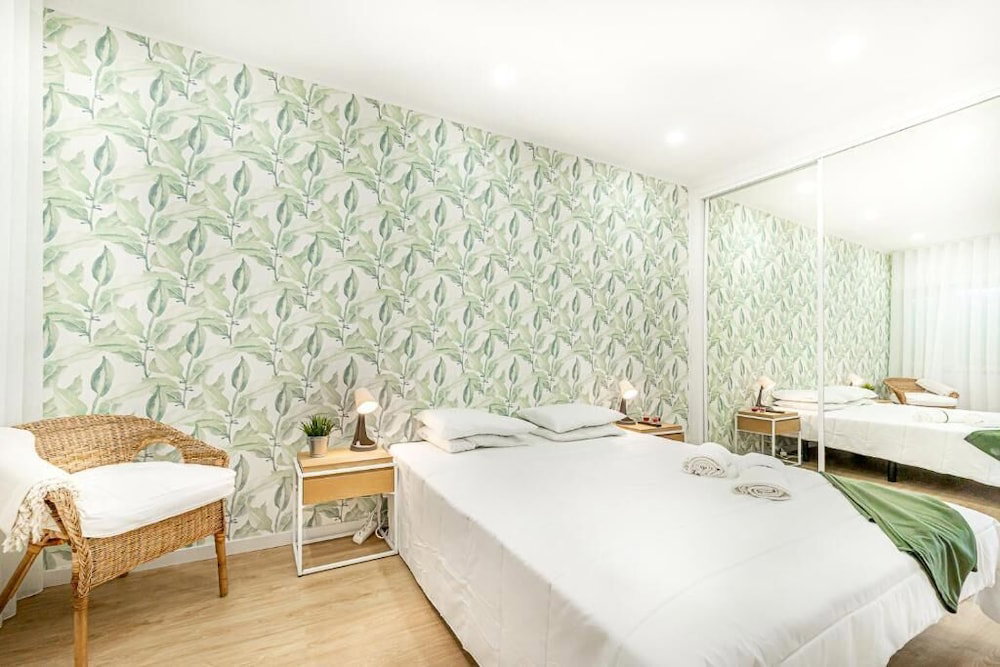Two Bedroom Apartments Close To Train Station By Lisbon With Sintra