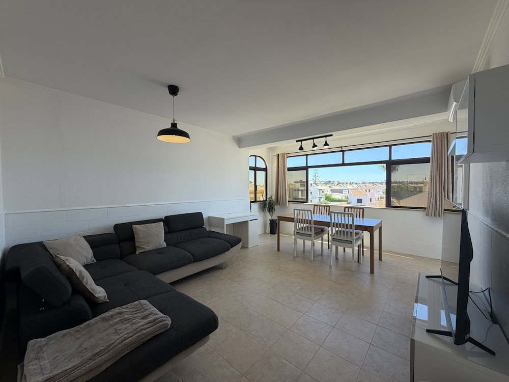 Hotel Gale Beach Walk T3 Apartment