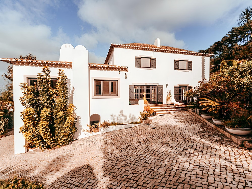 Hotel Oliveira S Houses By Gthouse