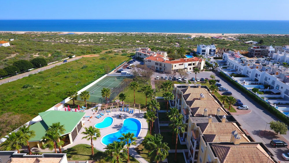 Hotel Praia Da Lota Resort – Hotel & Apartments