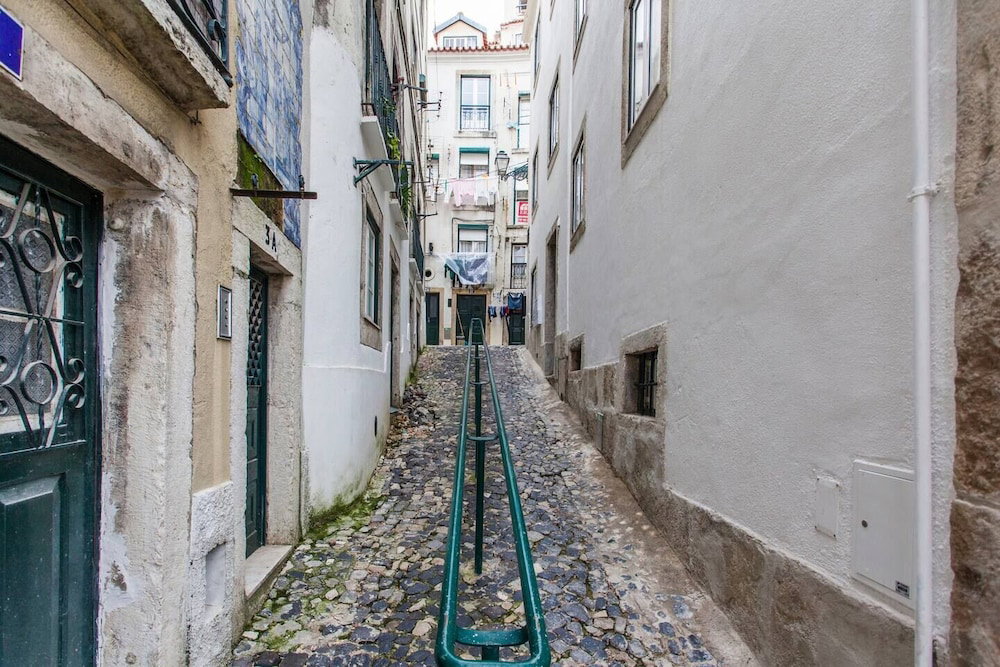 Hotel Hidden Gem In Alfama