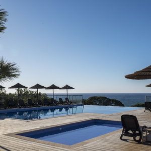 Sejur Vila Alba Resort vacanta Porches