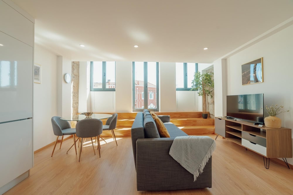 Hotel Modern Stylish Apartment Ii By Vacationy