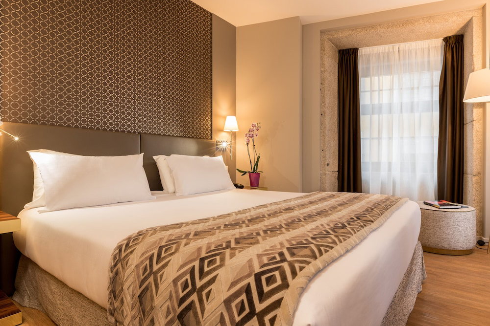 Dorma Almada Porto