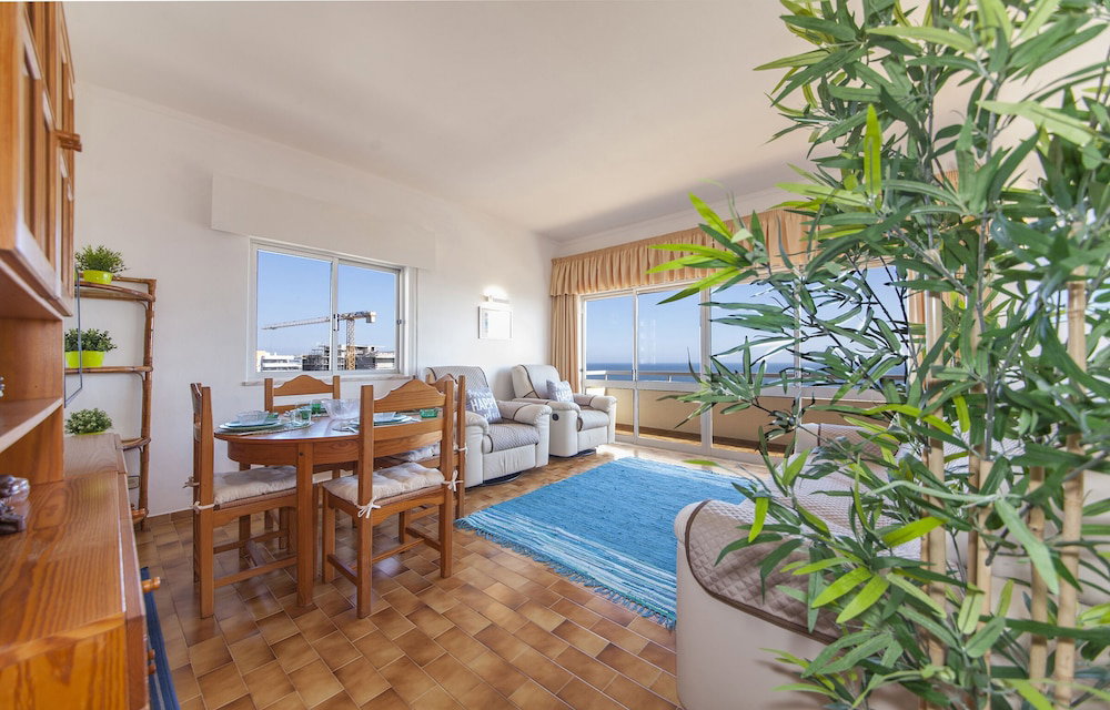 Hotel B43 - Spotless Seaview Apartment