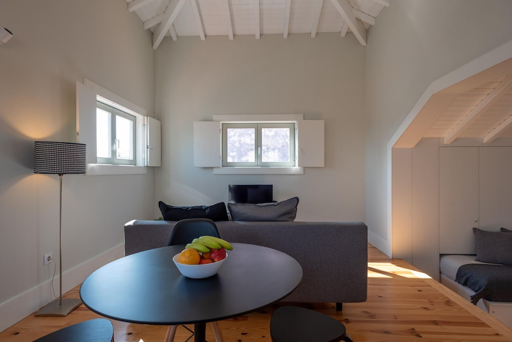Hotel Oporto Rooftop Studio By Vacationy