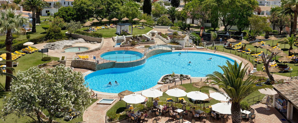 Hotel Rocha Brava Village Resort