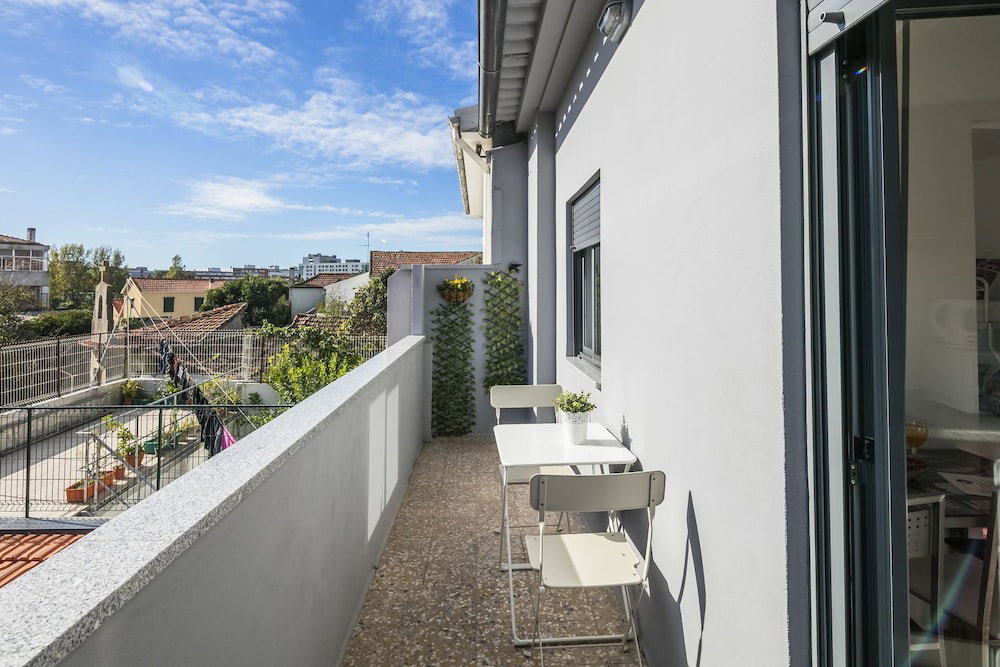 Hotel Apartamento A Francos Balcony