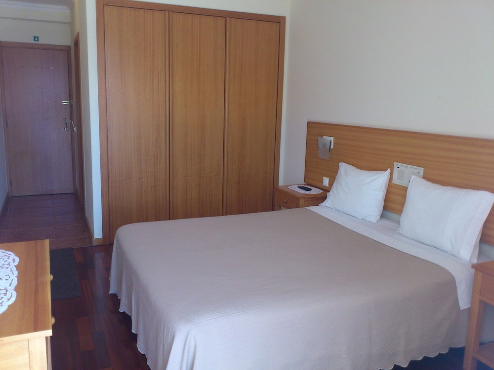 Hotel Lagoa Azul Do Gerês