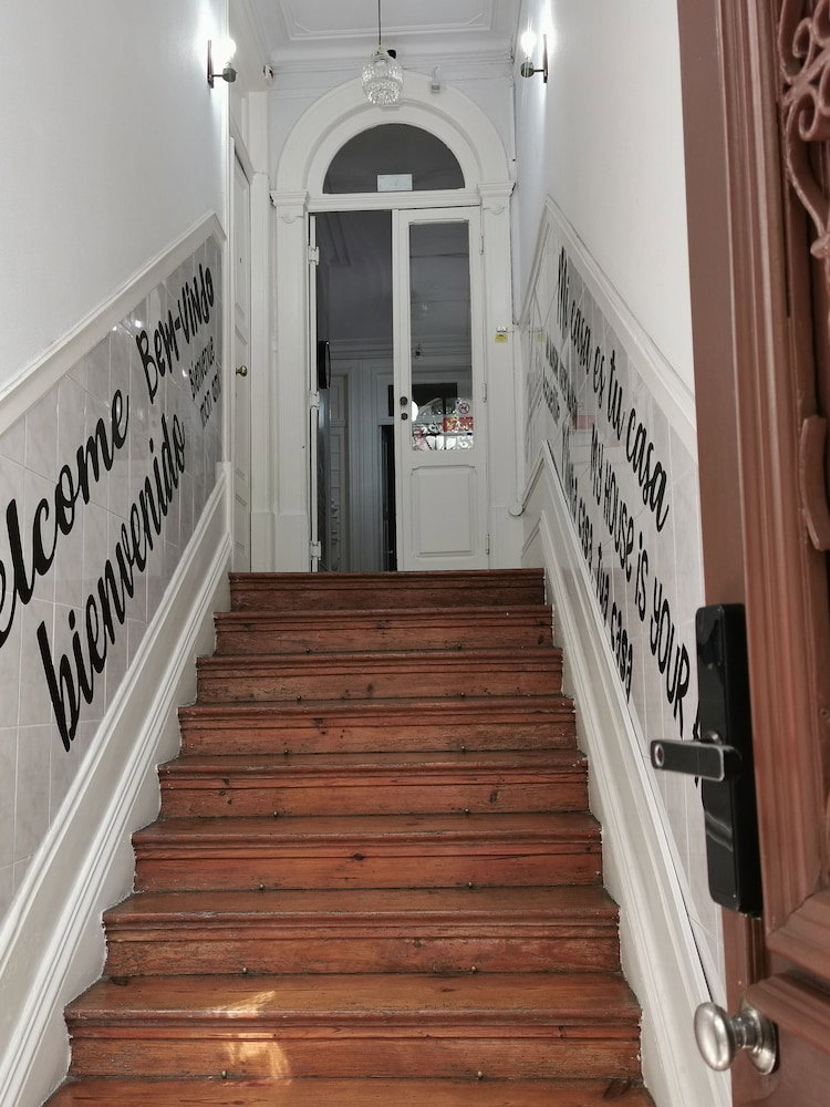 Hotel Jualis Guest House