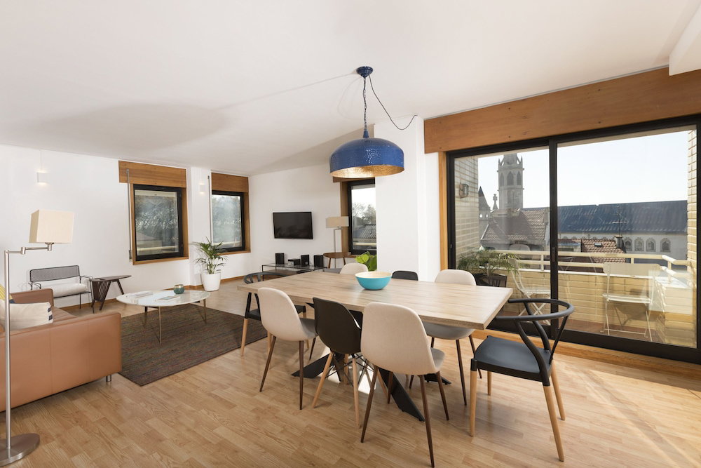 Hotel Mq2 In Oporto With 3 Bedrooms And 2 Bathrooms