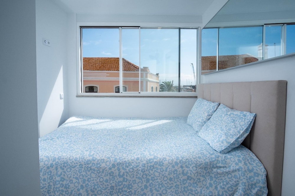 Hotel 7 Night Discount- Lagos Marina- Doublebed