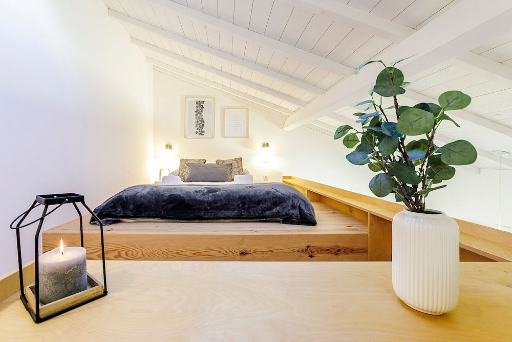 Vila Burgães By Lovelystay
