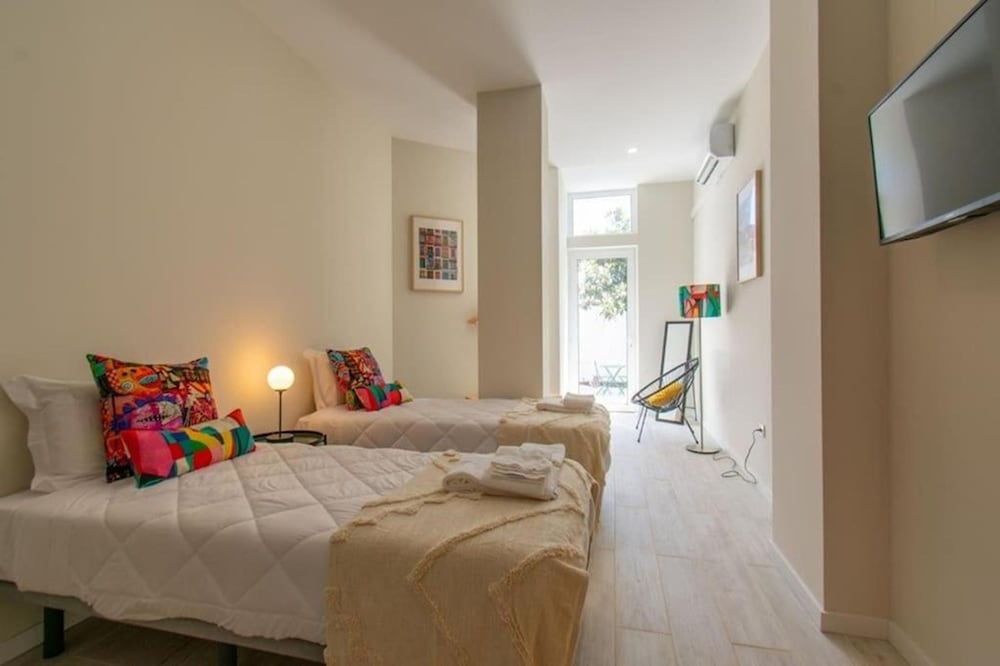Hotel Colorful Studio 4 Municipal Pool By Vacationy