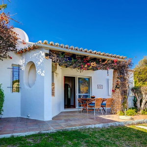 Hotel C28 Q P Amazing House Nested In The Heart Of Ca cazare Porches
