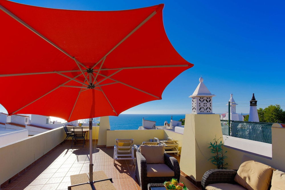 Hotel 6 Centeanes Clifftop Apartment Sea Views And St
