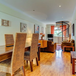 Hotel Outra Vez Spacious Apartment 5 Minute Walk From cazare Porches