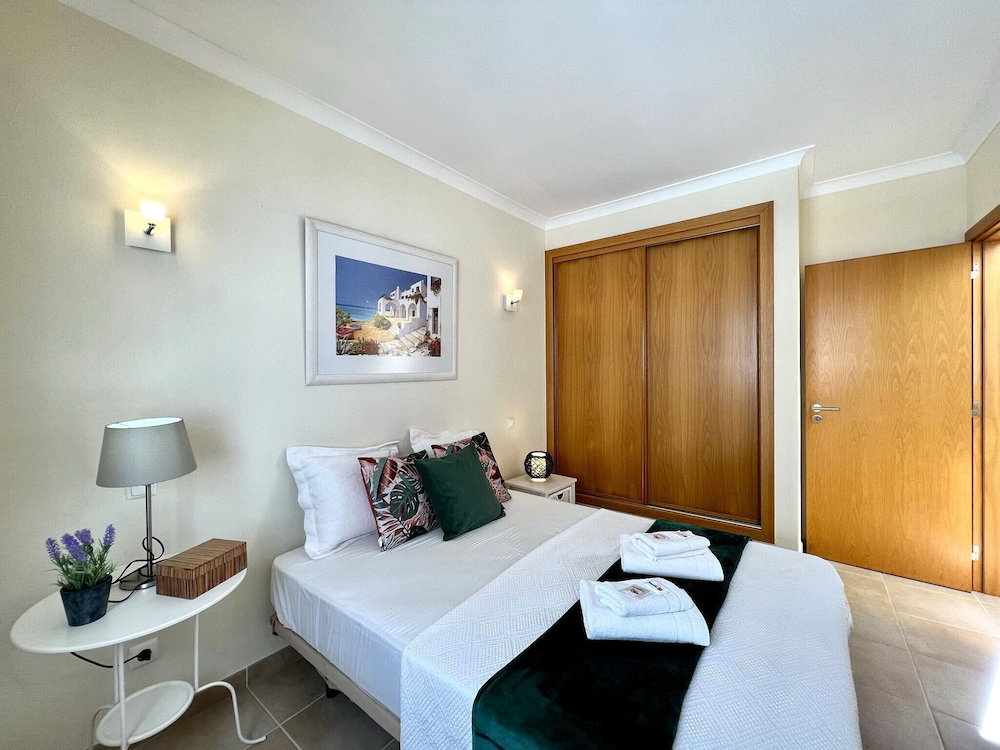 Hotel Carvoeiro Terrace By Homing