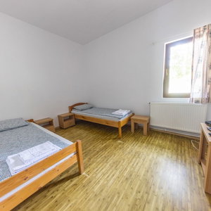 Hotel Route 68 Gurasada Park Hostel cazare Gurasada
