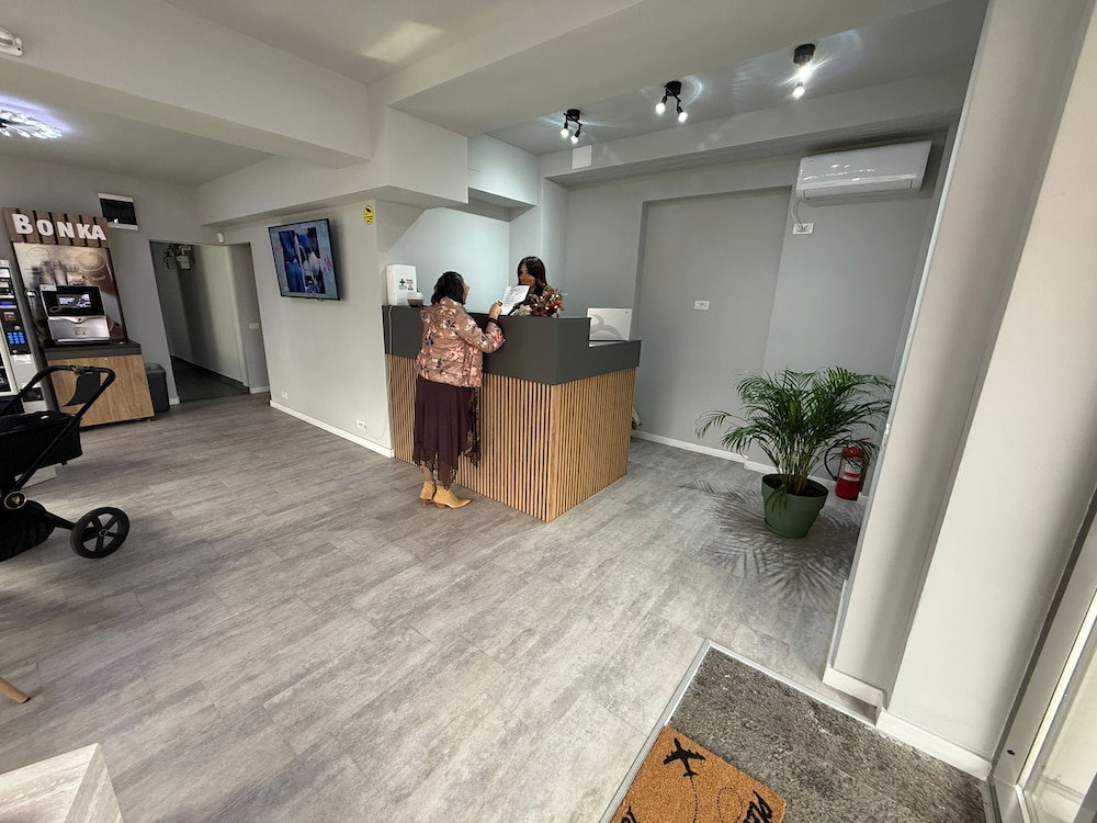 Hotel Stay At Georges And Fly