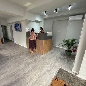 Hotel Stay At Georges And Fly cazare Otopeni
