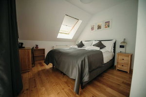Hotel Purplevague cazare Brebu