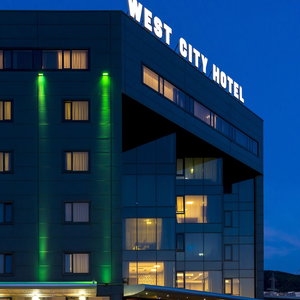 Hotel West City Hotel cazare Floresti