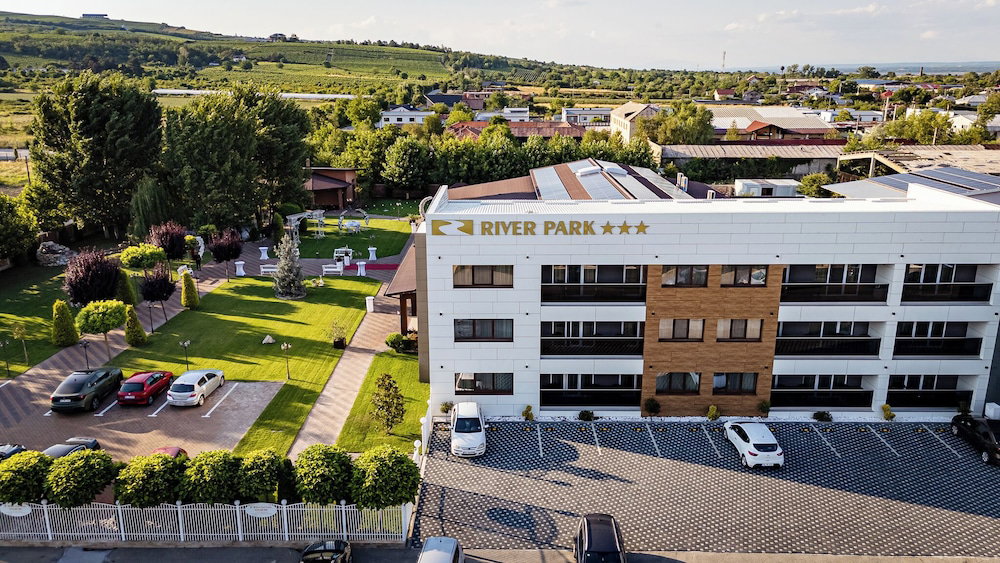 Hotel River Park Dragasani