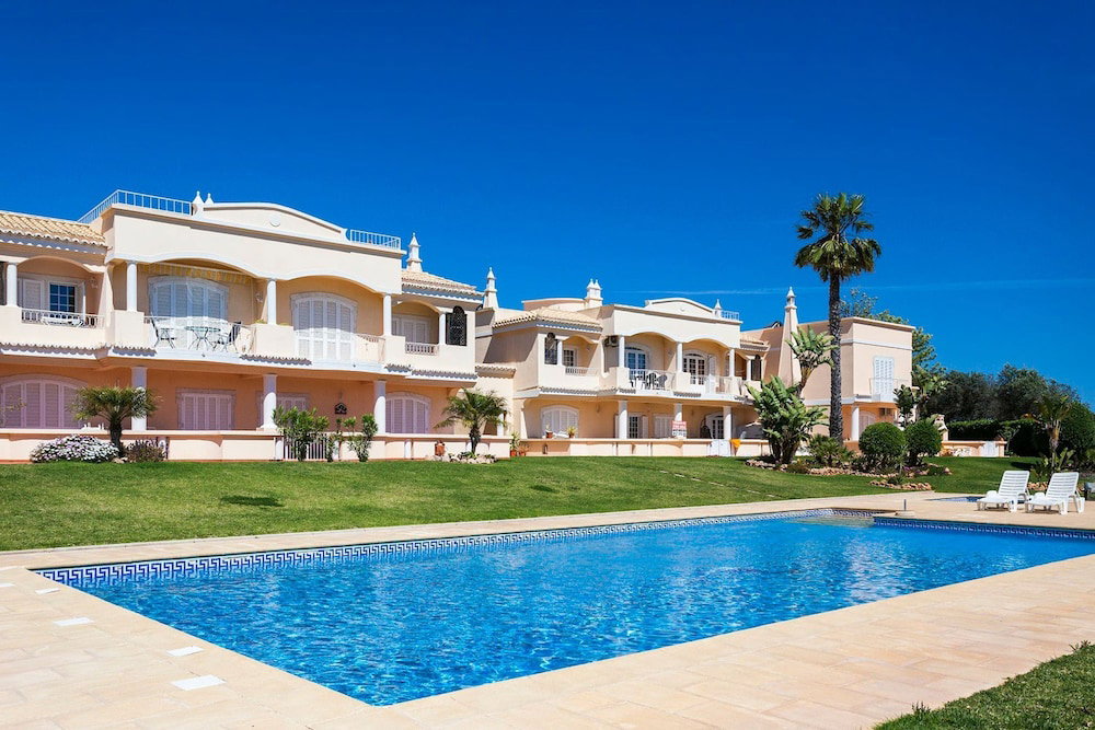Hotel 11 Marinha Two Bedroom Apt At Praia Do Marinha
