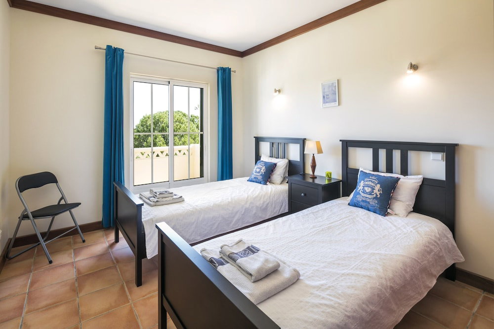 Charming Benagil Apartment Near Praia De Benagil