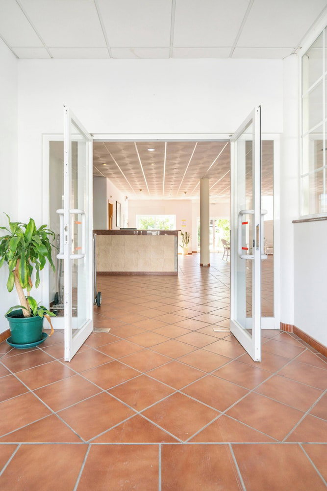 Hotel Apartamentos Turisticos Algoa Praia