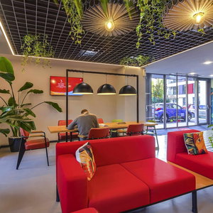 Hotel Ibis Bucharest Politehnica cazare Rosu