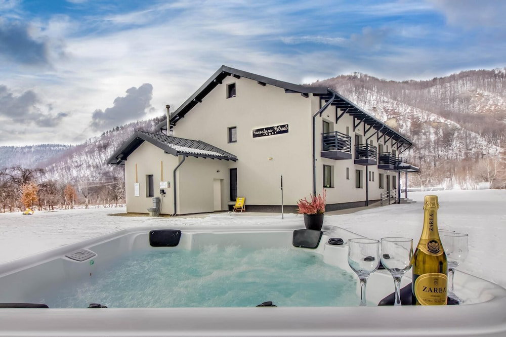 Hotel Transalpina Retreat