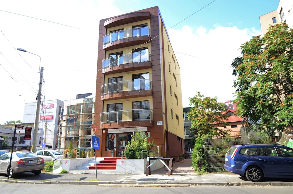 Hotel Decebal Residence Apartments