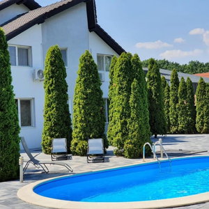 Hotel Green Wood Residence cazare Ghiroda