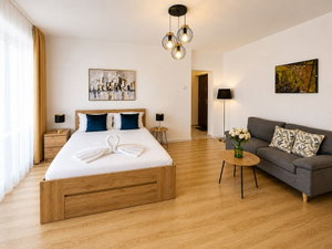 Hotel Metropole Apartments Prime One cazare Dobroesti