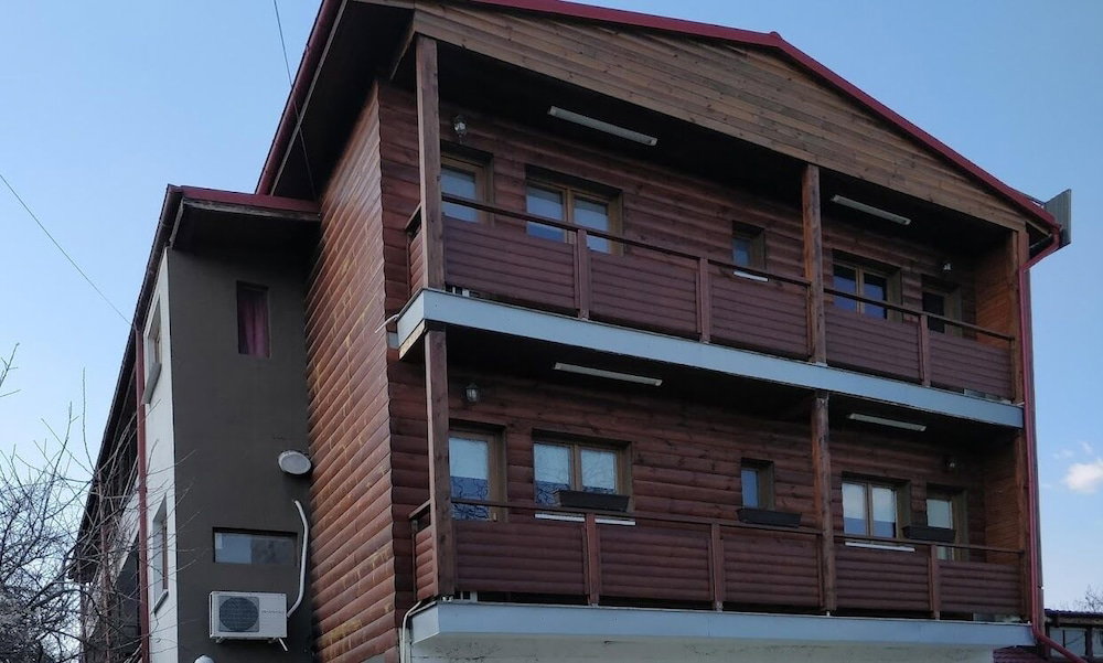 Hotel Cazare Business-Transit