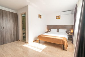 Hotel Bliss Inn Tunari cazare Tunari