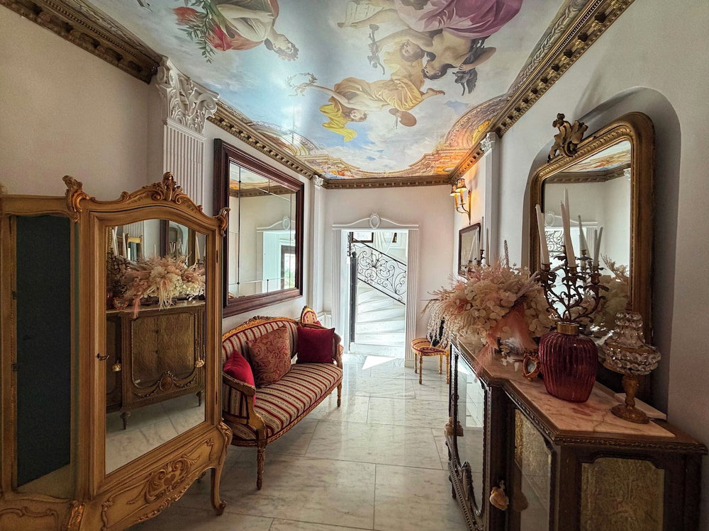 Chateau D'amour Luxury Boutique