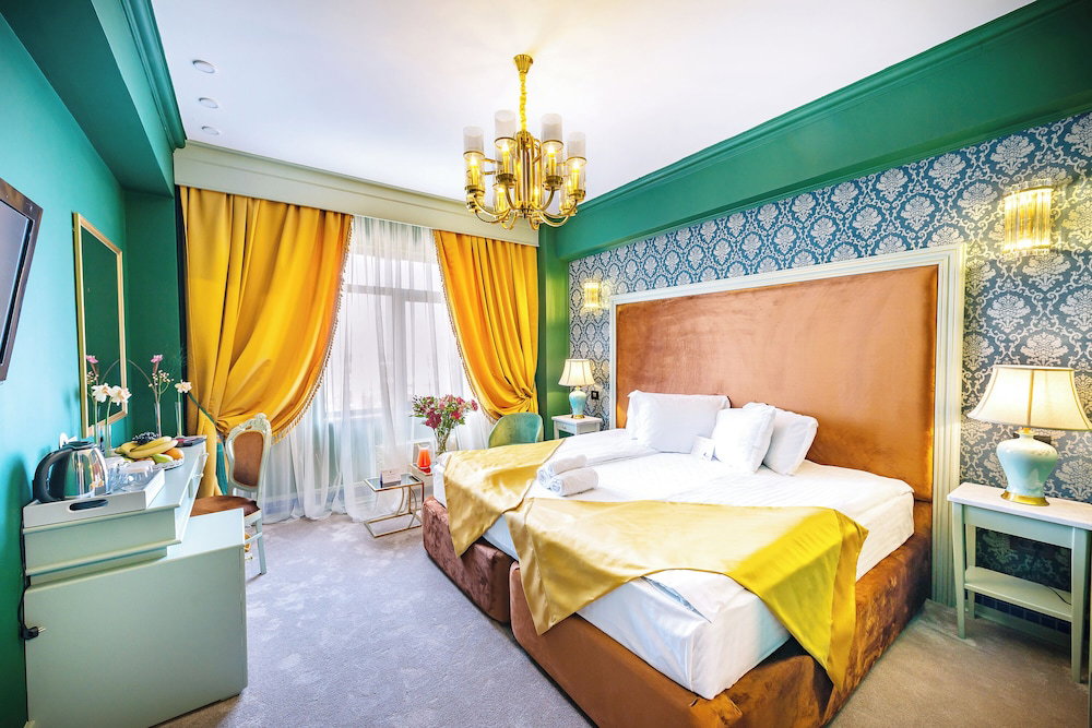 Hotel Phoenicia Grand Hotel
